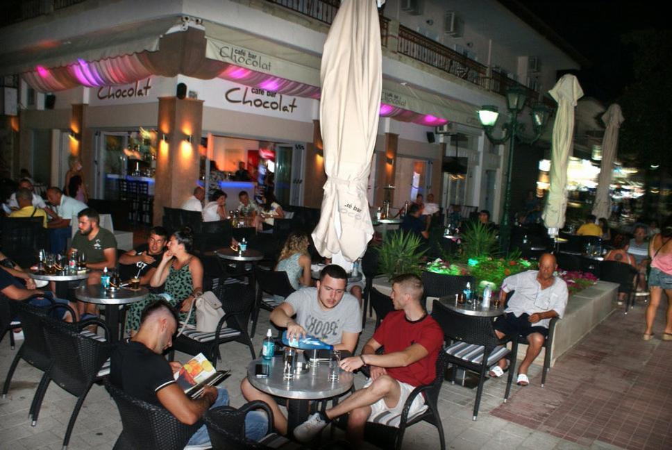 Hotel Agni -Enoikiazomena Diamerizmata Kallithea  Eksteriør billede